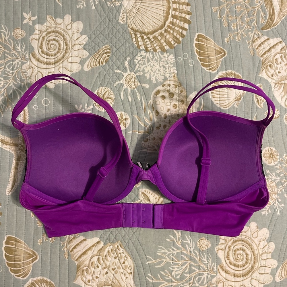 Victoria’s Secret very sexy purple & Black lace push up bra 34D - Picture 2 of 3